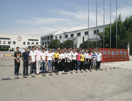 华东交通大学材料科学与工程学院师生来我司参观学习